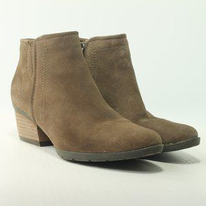 Blondo Waterproof Ankle Bootie Brown Size Women's 5